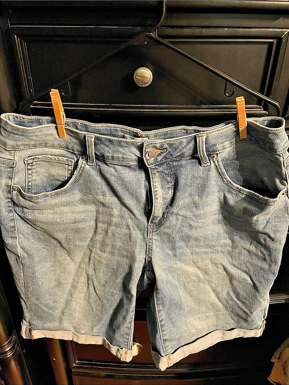 Time & Tru Blue Denim Jean Bermuda Shorts 16